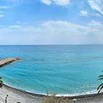 Le Schooner Roquebrune-Cap-Martin